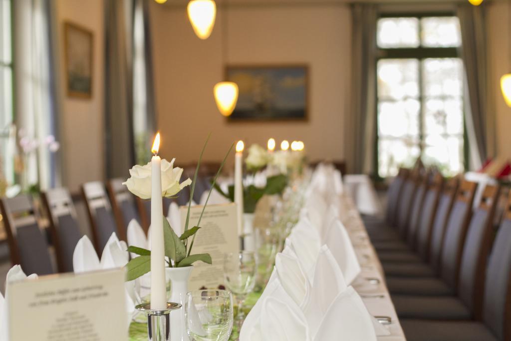 Hotel & Restaurant Lenzer Krug Malchow  Bagian luar foto