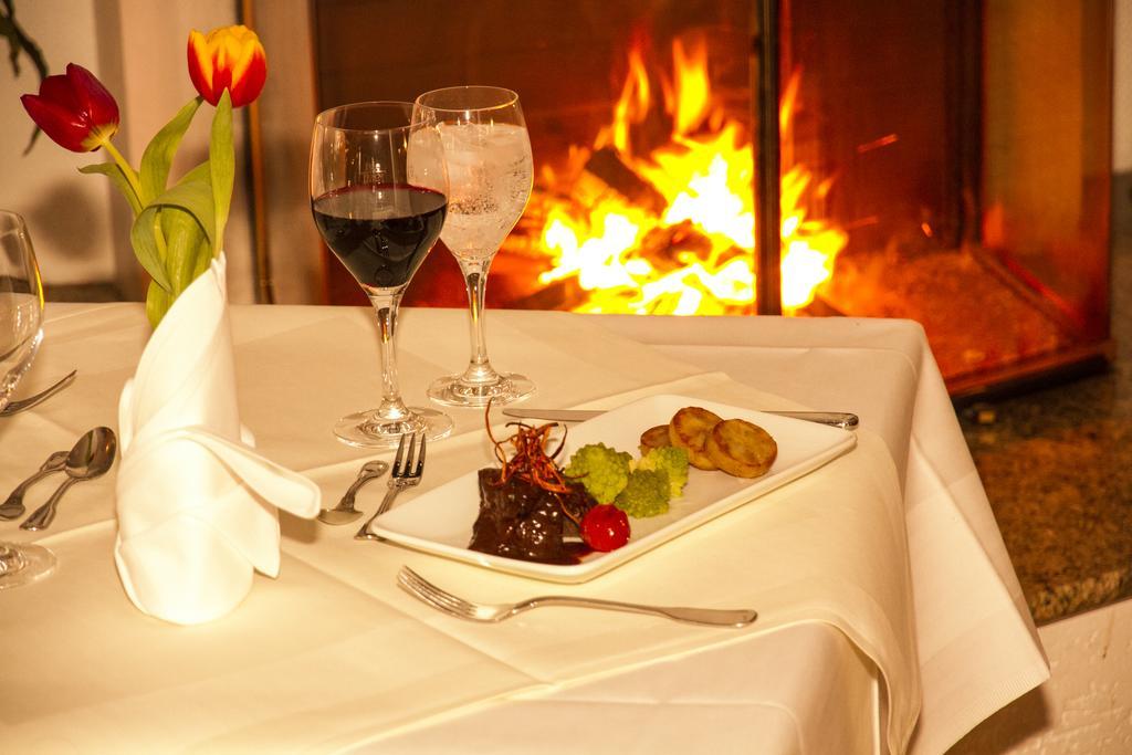 Hotel & Restaurant Lenzer Krug Malchow  Bagian luar foto
